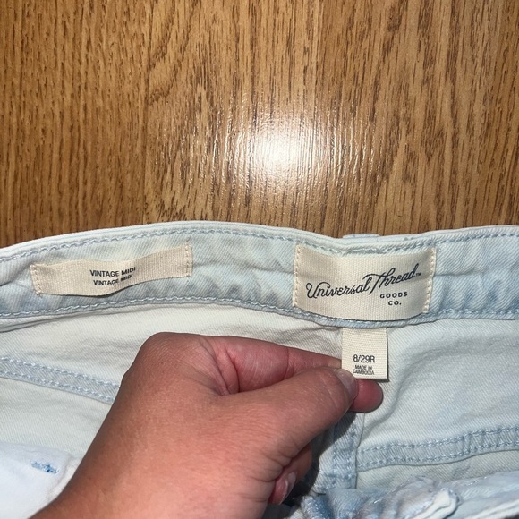 Universal Thread Jean Shorts - Picture 2 of 3
